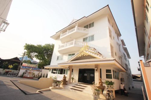 LUX HOTEL CHAINGMAI 